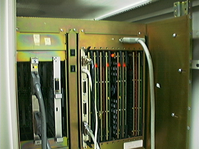 Solbourne Server K-bus and VME card cages